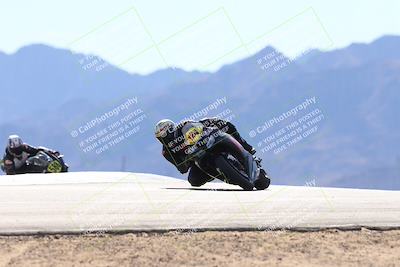 media/Dec-08-2024-CVMA (Sun) [[267e5a7075]]/Race 4-Amateur Supersport Middleweight/